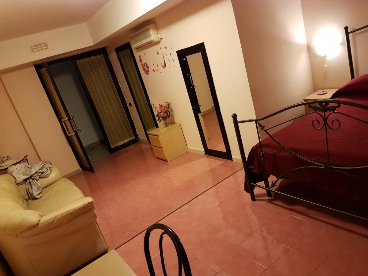 Hotel Primavera 那不勒斯 外观 照片